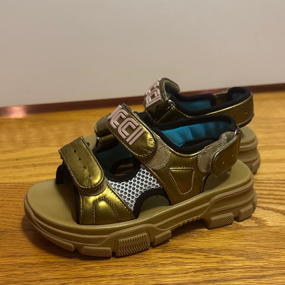 Gucci Kids Gold Sandals